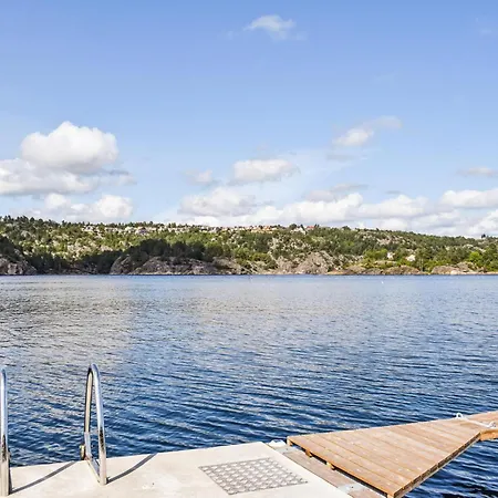 Lovely In With Kitchen