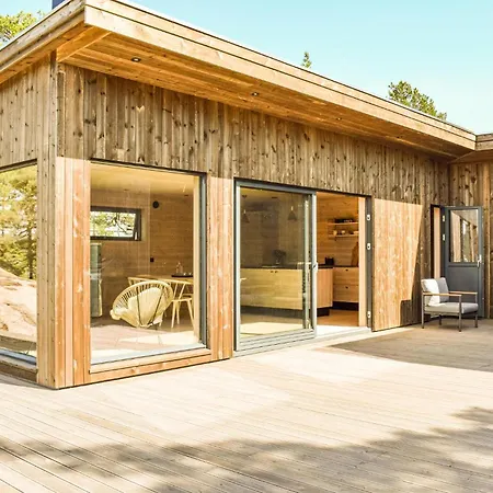 Lovely In With Kitchen *