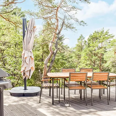 Lovely In With Kitchen * Risør